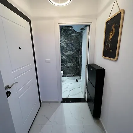 Leti M.shyri1 Apartment